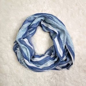 SCARF INFINITY in Blue Monochromatic Tone